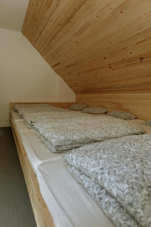Bed and Breakfast Dom Na Slivnici Церкниця Екстер'єр фото